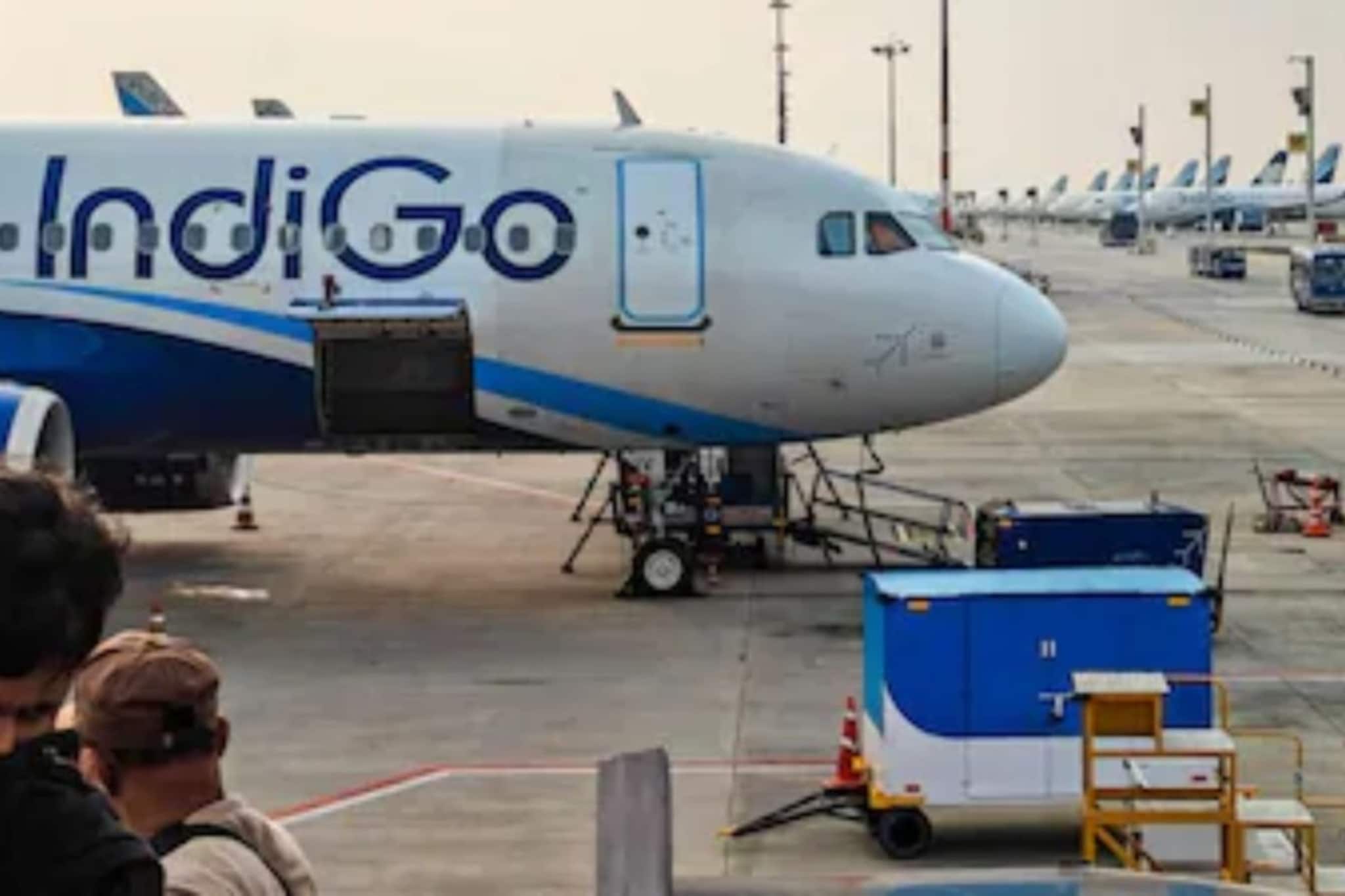 इंडिगोचे गेम-चेंजर पाऊल; त्रास झालेल्या प्रत्येकाला मिळणार ‘कम्पेन्सेशन जॅकपॉट’ इंडिगोचे गेम-चेंजर पाऊल; त्रास झालेल्या प्रत्येकाला मिळणार ‘कम्पेन्सेशन जॅकपॉट’