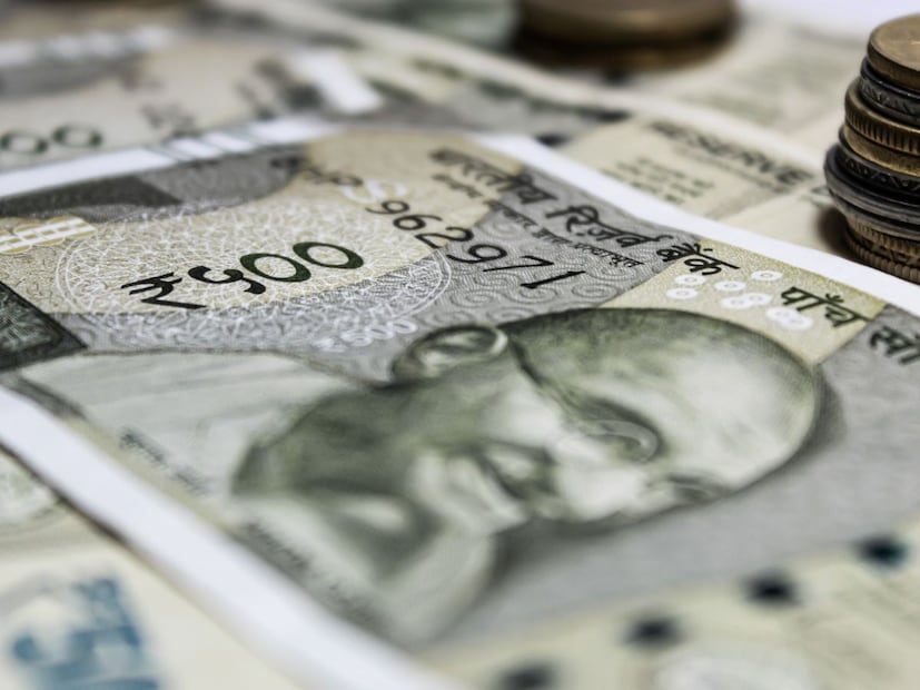 1 रुपया = 500 रुपये! हा कोणता देश?जगातील प्रमुख तेल उत्पादक (Oil Producer) देश आहे, सध्या एका भारतीय रुपयाची किंमत या देशाच्या 500 स्थानिक चलनापेक्षा जास्त आहे.