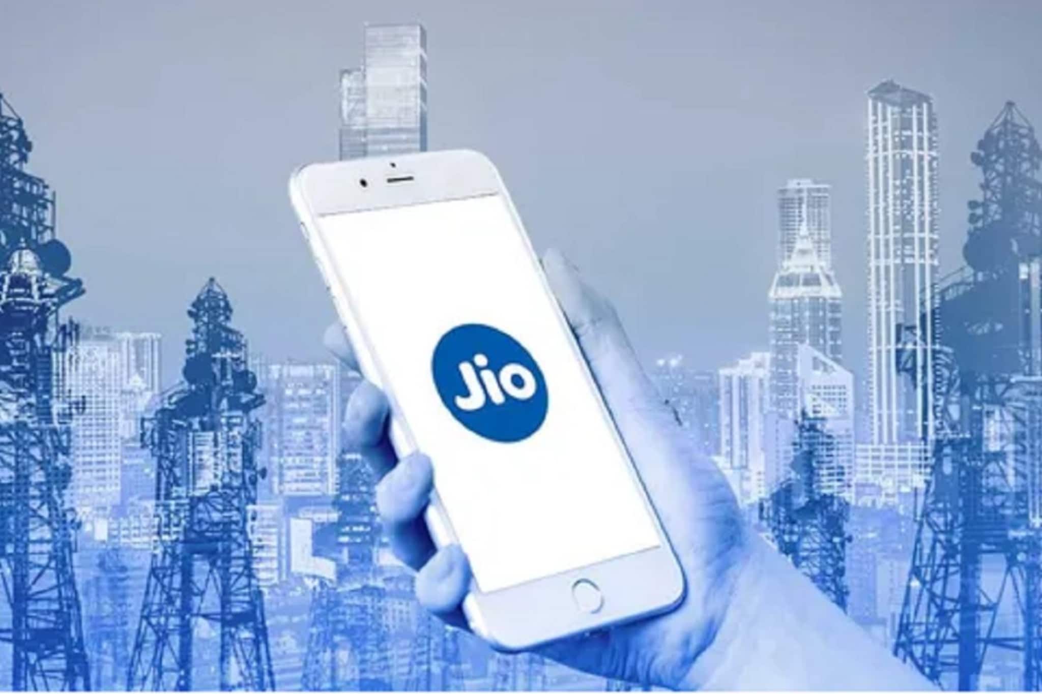 Jioचा न्यू ईयर धमाका! लॉन्च झाला स्वस्त प्लॅन, फायदे पाहून यूझर्सची होणार मजा Jioचा न्यू ईयर धमाका! लॉन्च झाला स्वस्त प्लॅन, फायदे पाहून यूझर्सची होणार मजा