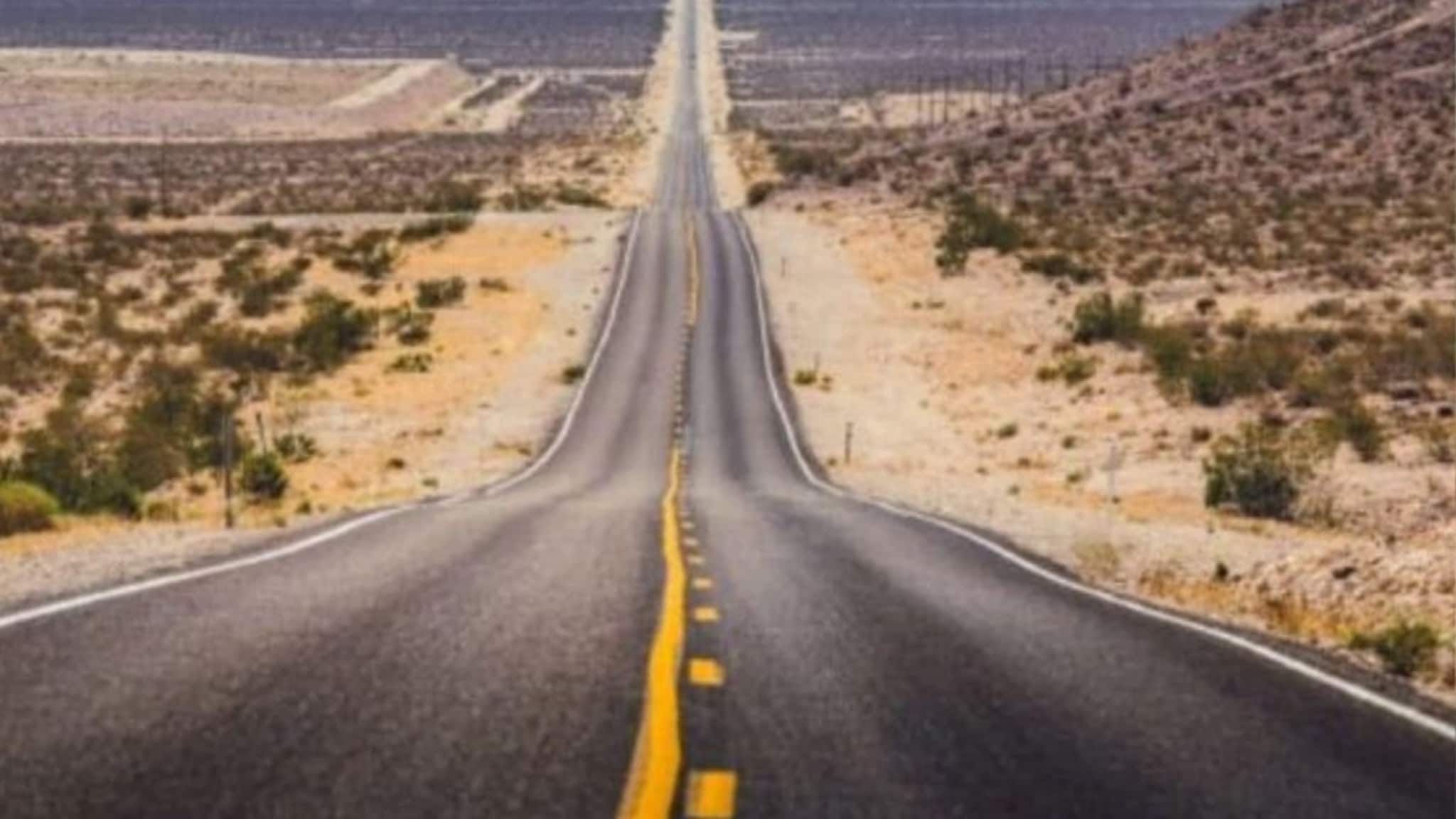 Longest Road On Earth : बापरे बाप! इतका मोठा रोड, जो क्रॉस करायला जातात 60 दिवस; U-Turn नाहीच