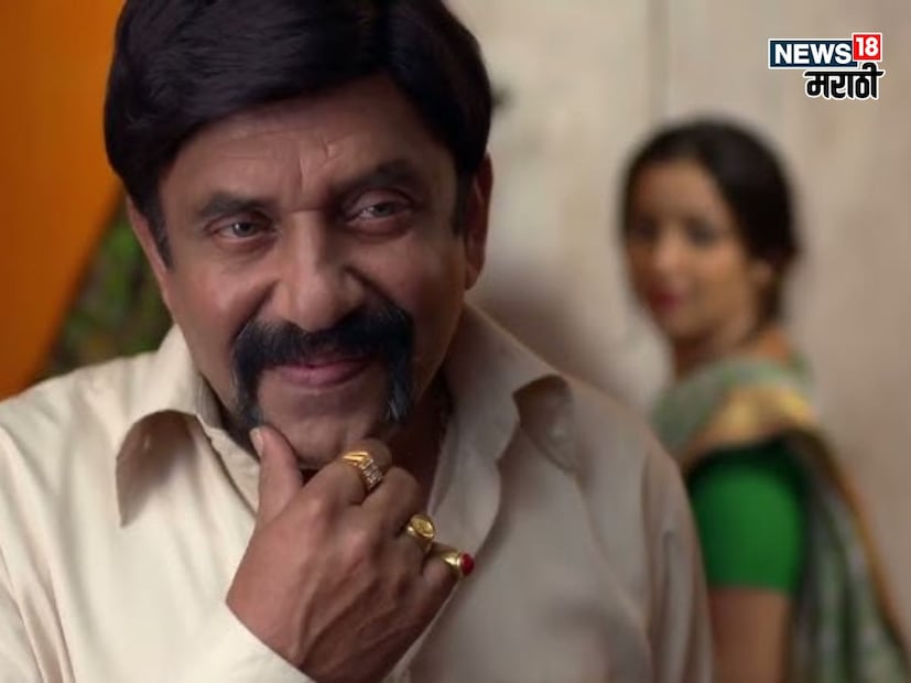 'रात्रीस खेळ चाले' या मालिकेतील आण्णा नाईकांची भूमिका खूप गाजली. प्रसिद्ध अभिनेते माधव अभ्यंकर यांनी आण्णा नाईकांची भूमिका साकारली होती. या भूमिकेला प्रेक्षकांची खूप पसंती मिळाली. आण्णा नाईकांची बायकोला फसवून शेवंताला पटवण्याची खटापट सगळ्यांनी पाहिली पण आण्णा म्हणजे अभिनेते माधव अभ्यंकर यांची रिअल लाईफ शेवतांबरोबरची हटके लव्ह स्टोरी माहितीये का? 'रात्रीस खेळ चाले' या मालिकेतील आण्णा नाईकांची भूमिका खूप गाजली. प्रसिद्ध अभिनेते माधव अभ्यंकर यांनी आण्णा नाईकांची भूमिका साकारली होती. या भूमिकेला प्रेक्षकांची खूप पसंती मिळाली. आण्णा नाईकांची बायकोला फसवून शेवंताला पटवण्याची खटापट सगळ्यांनी पाहिली पण आण्णा म्हणजे अभिनेते माधव अभ्यंकर यांची रिअल लाईफ शेवतांबरोबरची हटके लव्ह स्टोरी माहितीये का?