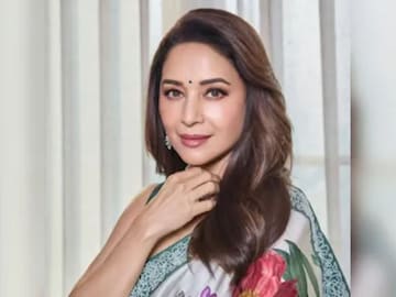 माधुरी दीक्षितची राजकारणात एन्ट्री? निवडणुकांच्या पार्श्वभूमीवर मोठं वक्तव्य माधुरी दीक्षितची राजकारणात एन्ट्री? निवडणुकांच्या पार्श्वभूमीवर मोठं वक्तव्य