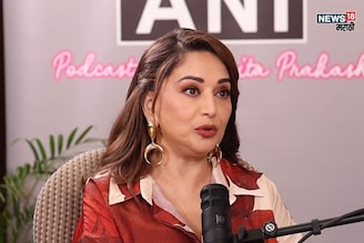 माधुरी दीक्षितची राजकारणात एन्ट्री? निवडणुकांच्या पार्श्वभूमीवर मोठं वक्तव्य