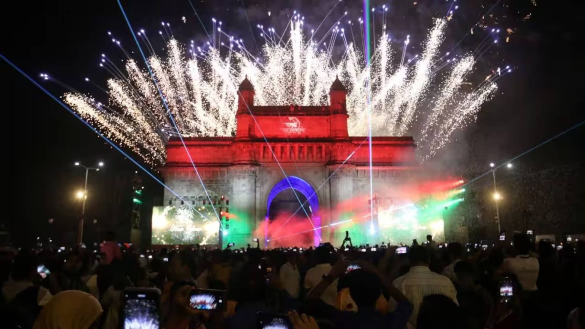 तळीरामांसाठी गुडन्यूज, महाराष्ट्रात दारू स्वस्त होणार? थर्टीफस्टसाठी वेळेतही बदल