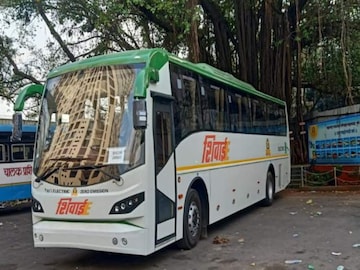 Borivali Nashik Bus: मुंबईकरांसाठी आनंदाची बातमी, नाशिक- बोरिवली प्रवास सुसाट; ST च्या AC बसचं नवं टाइमटेबल, तिकीट दर जाणून घ्या Borivali Nashik Bus: मुंबईकरांसाठी आनंदाची बातमी, नाशिक- बोरिवली प्रवास सुसाट; ST च्या AC बसचं नवं टाइमटेबल, तिकीट दर जाणून घ्या