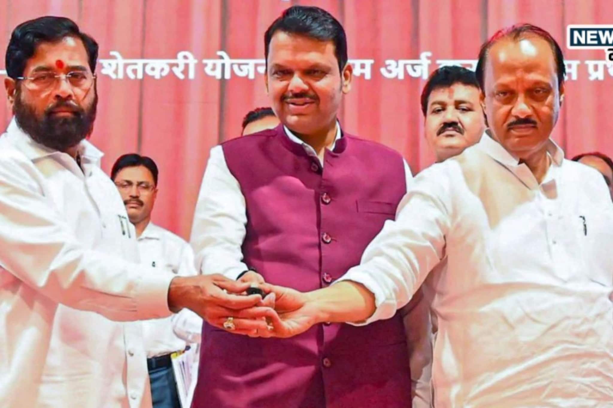 Mahayuti : शिंदे गट–भाजपात कुरघोडीचा डाव, पण पडद्यामागे मोठ्या घडामोडी, महायुतीचा महापालिकेचा फॉर्म्युला ठरला Mahayuti : शिंदे गट–भाजपात कुरघोडीचा डाव, पण पडद्यामागे मोठ्या घडामोडी, महायुतीचा महापालिकेचा फॉर्म्युला ठरला