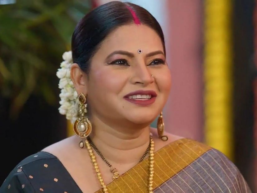  मेघा धाडे 'बिग बॉस मराठी'नंतर तब्बल सहा वर्षांनी 'सावल्याची जणू सावली' या मालिकेच्या माध्यमातून प्रेक्षकांच्या भेटीला आली. या मालिकेत तिने साकारलेली खलनायिकेची भूमिका प्रेक्षकांच्या पसंतीस उतरली आहे.