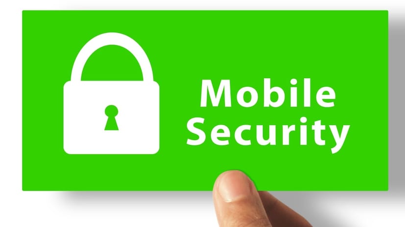 आता प्रश्न म्हणजे ही प्रोसेस सुरक्षित आहे का? योग्य आणि विश्वासू अ&#x200d;ॅप्ससाठी ही प्रोसेस सुरक्षित आहे. OTP फक्त काही सेकंदांसाठी वापरला जातो, एकदाच वैध असतो, कायमस्वरूपी कुठेही सेव्ह होत नाही. मात्र अनोळखी किंवा संशयास्पद अ&#x200d;ॅप्स OTP access मागत असतील तर सावध राहणं गरजेचं आहे.