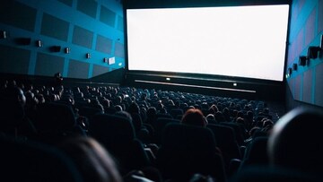 Movie : फिल्म पाहण्यासाठी कोणता दिवस बेस्ट, सगळ्यात स्वस्त तिकीट कधी मिळतं? Movie : फिल्म पाहण्यासाठी कोणता दिवस बेस्ट, सगळ्यात स्वस्त तिकीट कधी मिळतं?