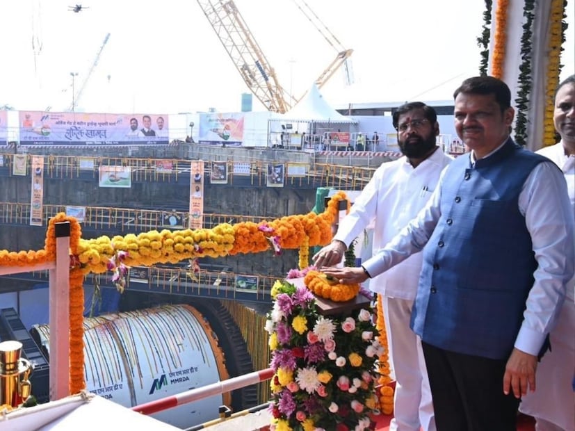 ऑरेंज गेट हे ते ठिकाण आहे जिथं जिथं पूर्वेकडील उपनगरं किंवा ईस्टर्न फ्रीवे संपतो आणि पीडी मेलो रोड, एबीपीटी किंवा मुंबई पोर्ट ट्रस्ट परिसराला जोडतो.