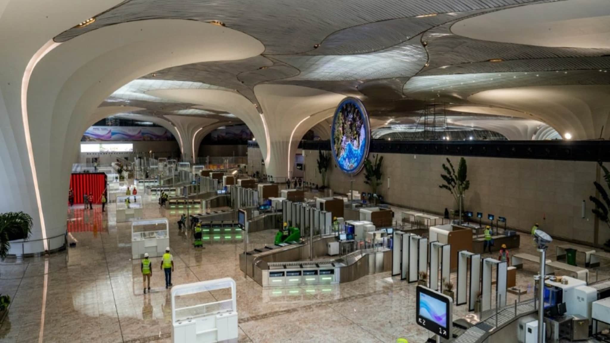 नवी मुंबई आंतरराष्ट्रीय विमानतळ आजपासून सुरू, मुंबई एअरपोर्टवरून 23 विमानांचं टेकऑफ