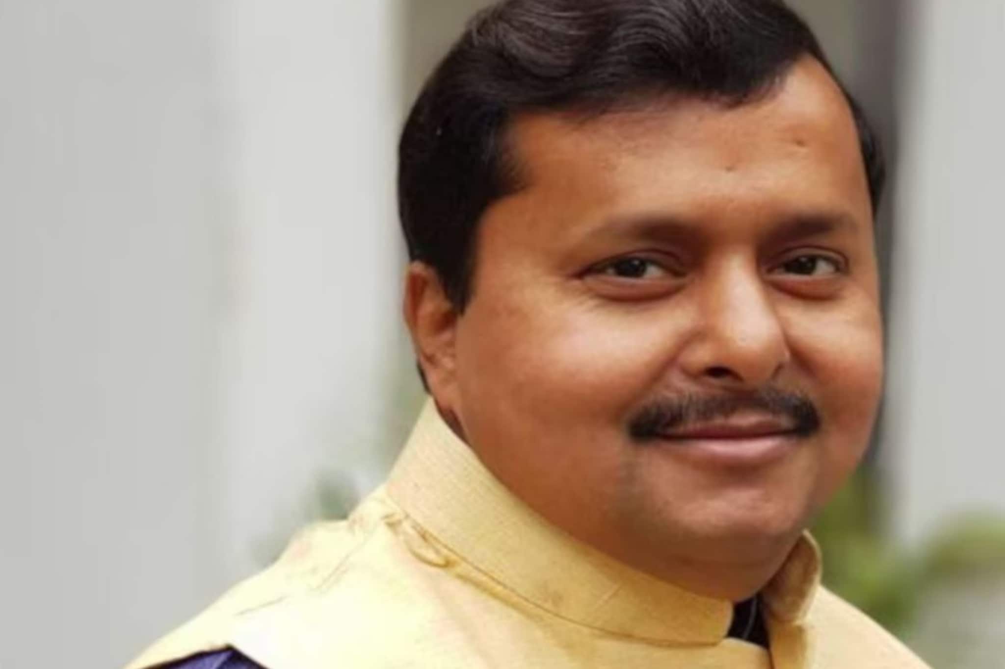 मोठी बातमी! नितीन नबीन यांची भाजपच्या कार्यकारी अध्यक्षपदी निवड मोठी बातमी! नितीन नबीन यांची भाजपच्या कार्यकारी अध्यक्षपदी निवड