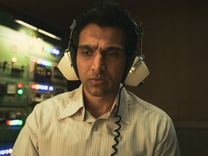  'सारे जहां से अच्छा है' या सीरिजमध्ये विष्णु शंकर आणि सनी यांच्यातील टक्कर दाखवण्यात आली आहे. त्यामुळे एका सेंकदसाठीही ही सीरिज तुम्हाला बोर करणार नाही.