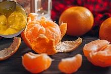 Orange Recipe Video : संत्रीच नाही तर संत्र्याच्या सालीपासूनही बनते भन्नाट रेसिपी, संत्रा बर्फीइतकीच भारी