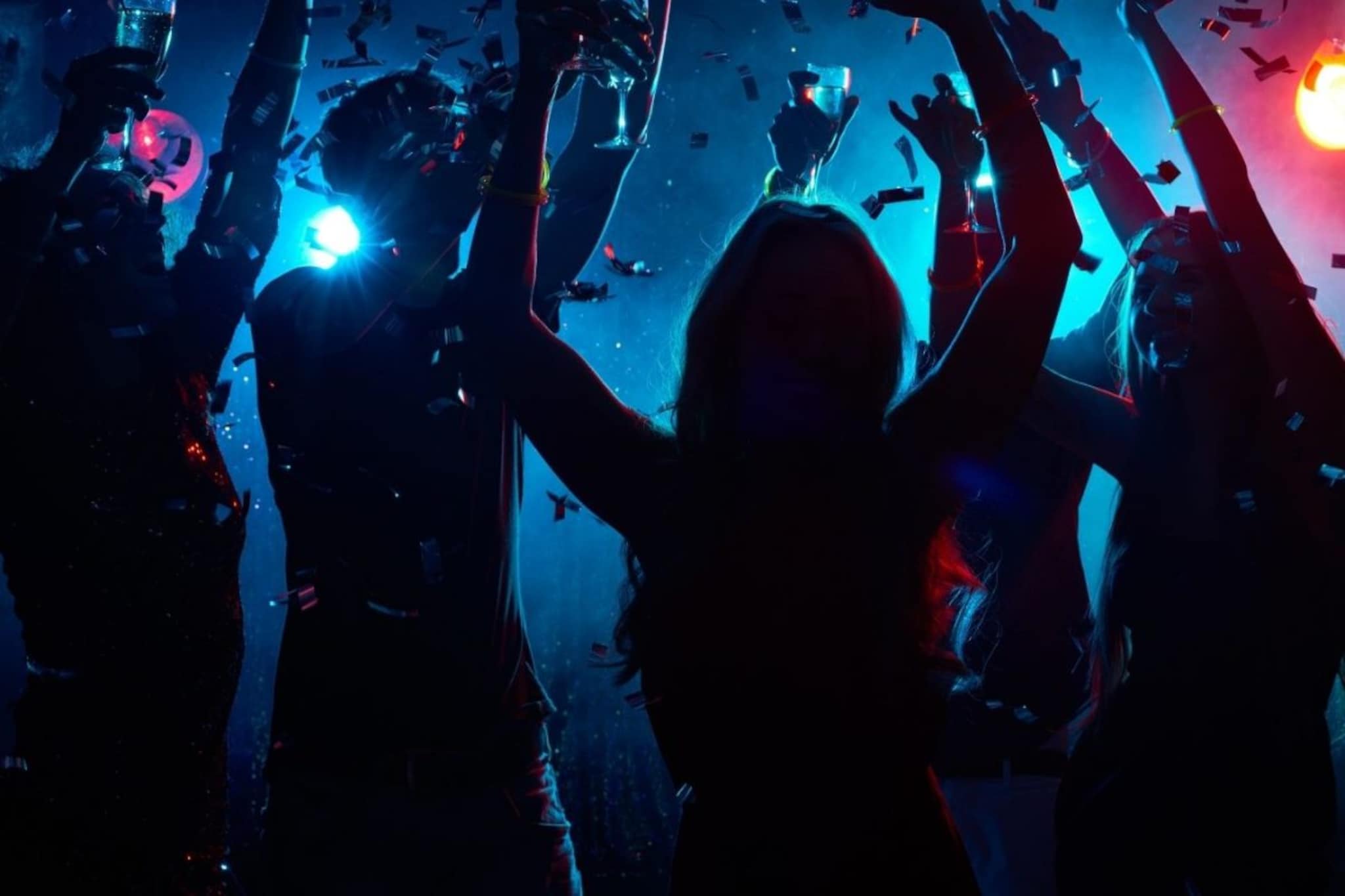 31St ला दारू पिण्याआधी हे नियम वाचाच; नाहीतर पस्तावाल, नवीन वर्षाची लागेल वाट