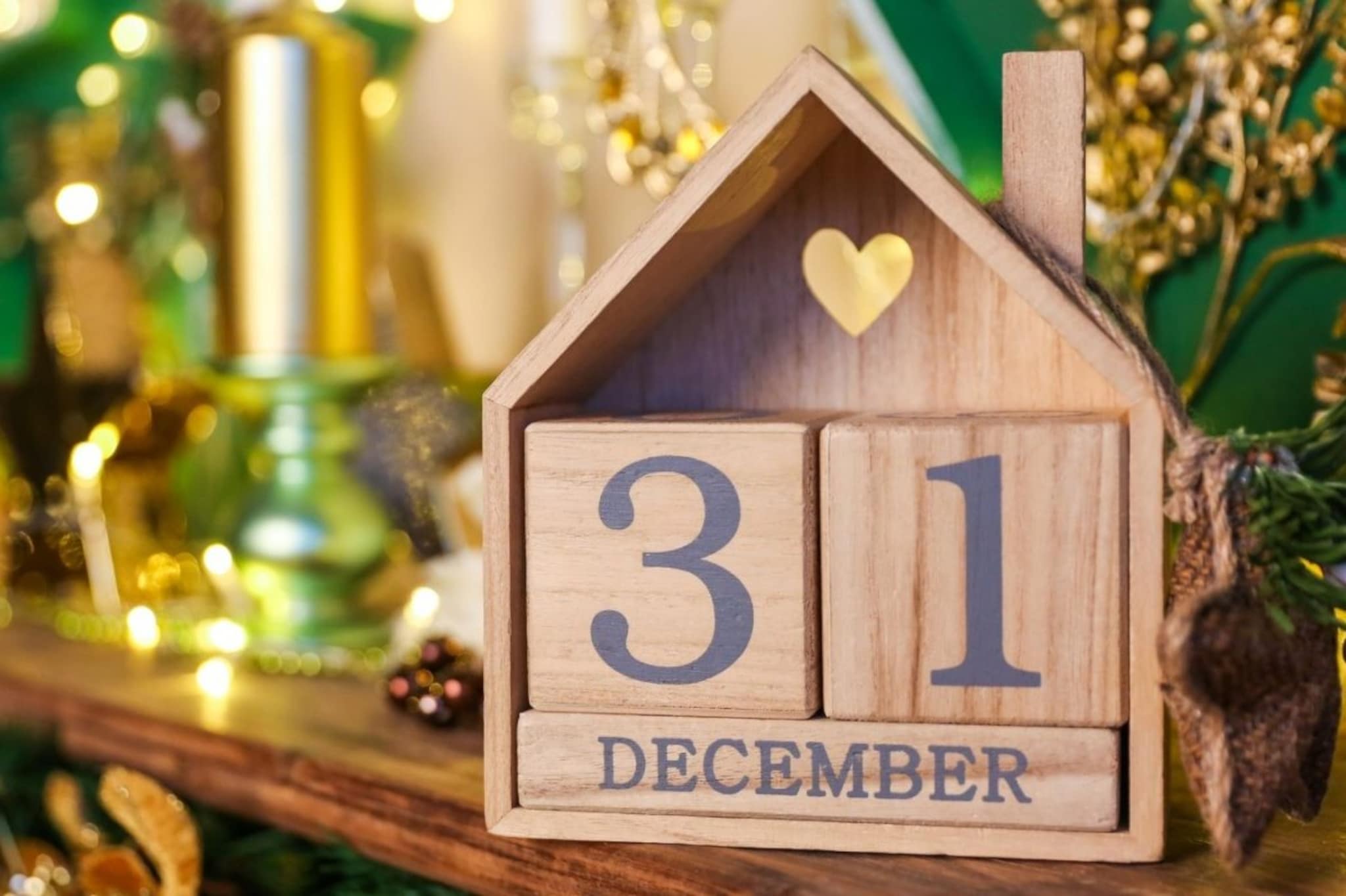 31 डिसेंबरही आहे स्पेशल; 2025 मधील शेवटच्या दिवसासाठी खास कोट्स आणि फोटो 31 डिसेंबरही आहे स्पेशल; 2025 मधील शेवटच्या दिवसासाठी खास कोट्स आणि फोटो