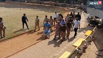 बंडू आंदेकरने पोलीस संरक्षणात भरला निवडणुकीचा अर्ज, पाहा Photos