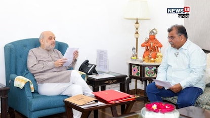 मध्यरात्री दिल्लीत मोठी घडामोड, रविंद्र चव्हाणांनी घेतली शाहांची भेट, महायुतीबाबत काय ठरलं? मध्यरात्री दिल्लीत मोठी घडामोड, रविंद्र चव्हाणांनी घेतली शाहांची भेट, महायुतीबाबत काय ठरलं?