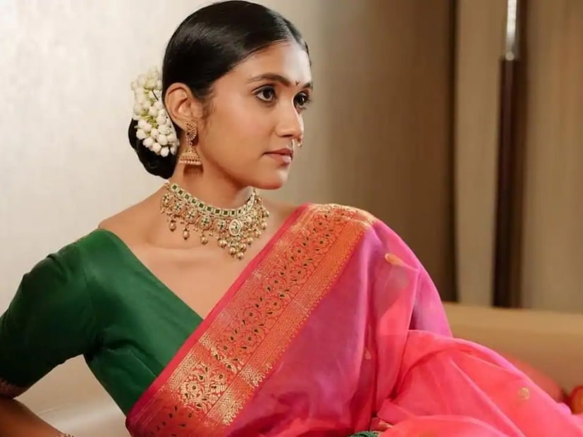  आपल्या स्ट्रगलबाबत बोलताना रिंकू म्हणाली,"आता जे कमावलं आहे ते टिकवून ठेवण्याचं स्ट्रगल माझं सुरू आहे. किंवा आपण जे चांगलं काम केलंय ते लोकांपर्यंत काय पद्धतीने पोहोचवायचं याचा स्ट्रगल सुरू आहे. लोकांच्या माझ्याबद्दलच्या प्रतिमा मी कशा ब्रेक करू शकते असा माझा स्ट्रगल सुरू आहे".