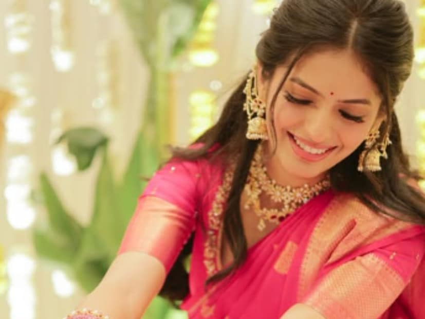  रुमानी खरेने आता आपल्या आयुष्याच्या नव्या प्रवासाची सुरुवात केली आहे. 13 डिसेंबर 2025 रोजी रुमानीचा थाटामाटात साखरपुडा पार पडला.