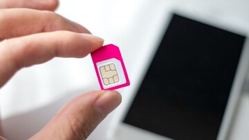 2026 मध्ये बदलणार कॉल आणि मेसेजिंगची पद्धत! येणार CNAP सह  SIM-Binding नियम