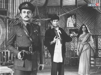 Guess Who : देवानंदचा भाचा, CA ची नोकरी सोडून बॉलिवूडमध्ये एन्ट्री