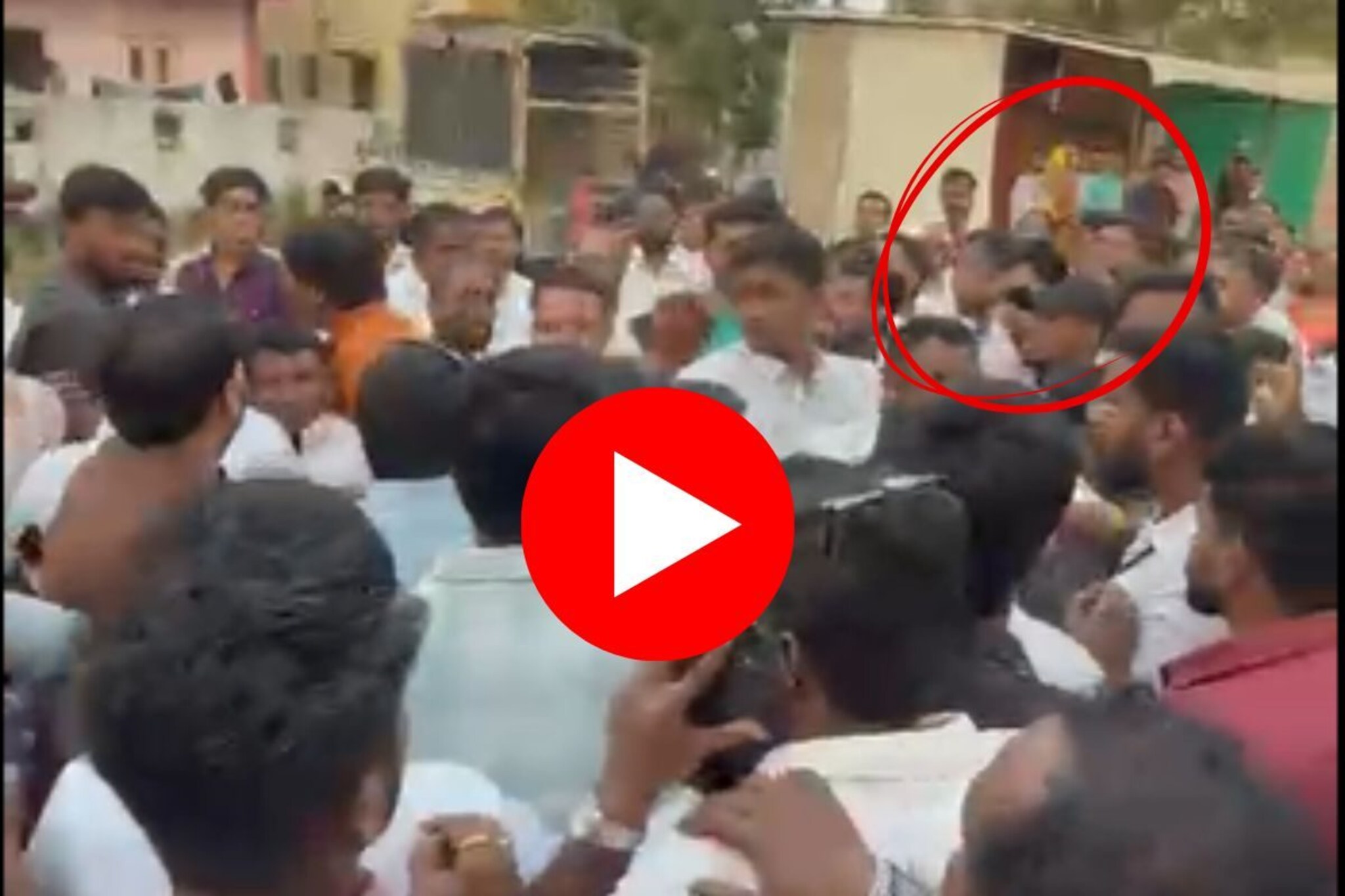 सिन्नरमध्ये अजित पवारांच्या उमेदवारावर स्प्रेने हल्ला, Video समोर