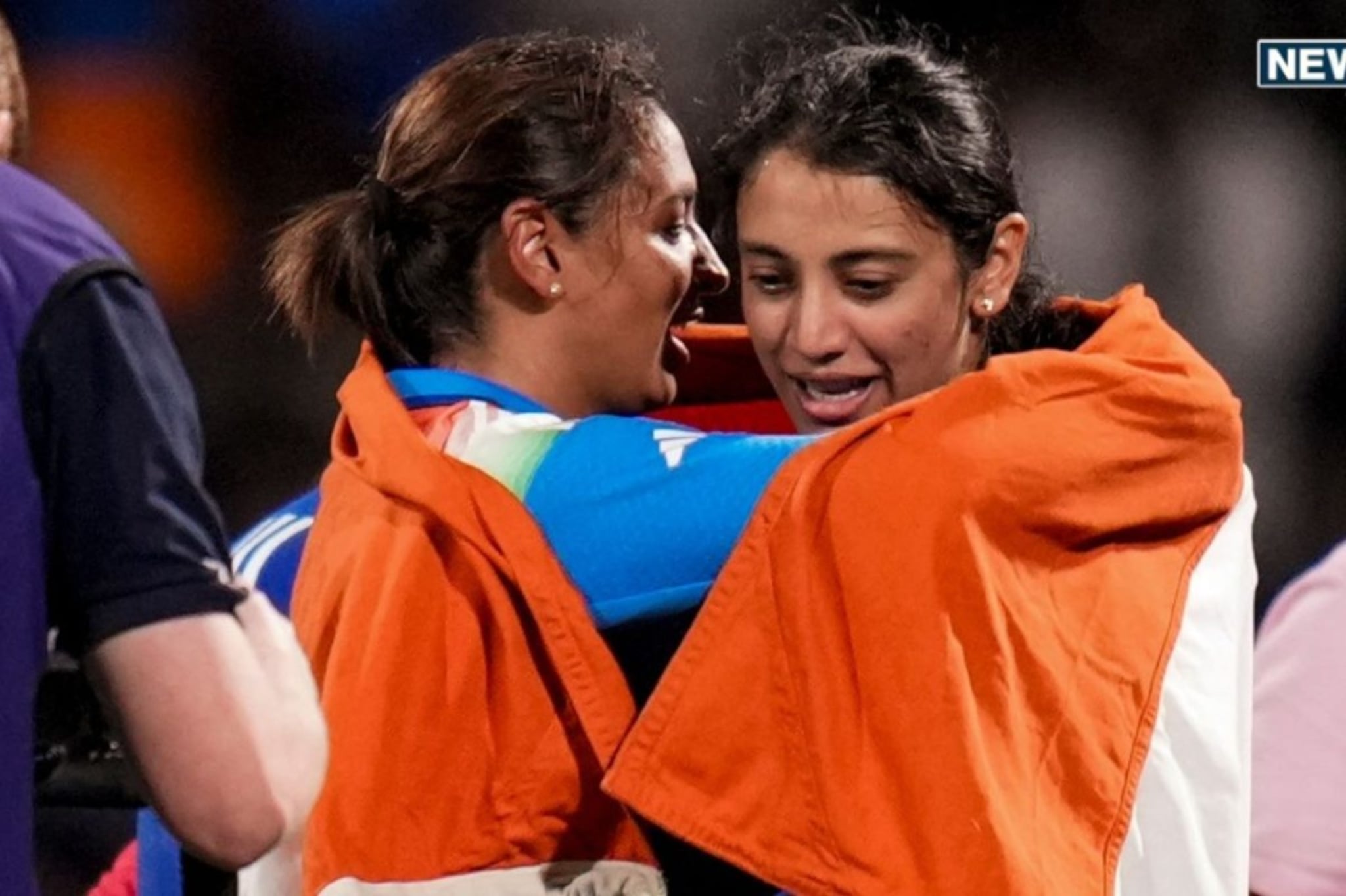 Smriti Mandhana : वर्ल्ड कप जिंकल्यानंतर स्मृतीने हरमनप्रीत कौरला दिली होती धमकी