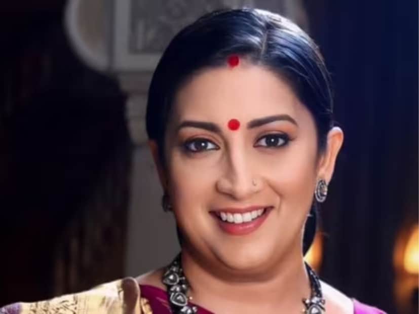  स्मृती ईराणी यांचं फिटनेस ट्रान्सफॉर्मेशन सध्या सर्वत्र चर्चेचा विषय ठरत आहे. त्यांचं ट्रान्सफॉर्मेशन अनेकांसाठी प्रेरणादायी ठरत आहे. स्मृती ईराणी यांनी फक्त बॅलेंस्ड लाईफस्टाईलच्या माध्यमातून वजन कमी केलं आहे.