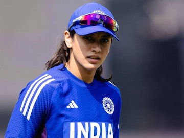 स्मृती-पलाशचं लग्न का मोडलं? ज्याची चर्चा होती तेच घडलं! 14 दिवसांनी खरं कारण स स्मृती-पलाशचं लग्न का मोडलं? ज्याची चर्चा होती तेच घडलं! 14 दिवसांनी खरं कारण स