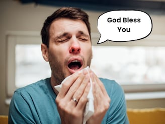 99 टक्के लोकांना माहितीच नाही, शिंकल्यावर God Bless You का म्हणतात?