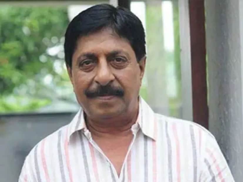 मल्याळम अभिनेता-दिग्दर्शक श्रीनिवासन यांचे निधन झाले. वयाच्या 69 व्या वर्षी त्यांनी अखेरचा श्वास घेतला. गेल्या काही दिवसांपासून त्यांच्यावर रुग्णालयात उपचार सुरू होते. श्रीनिवासन यांनी जवळपास 225 पेक्षा अधिक चित्रपटांत आपल्या अभिनयाची छाप पाडली होती. मल्याळम अभिनेता-दिग्दर्शक श्रीनिवासन यांचे निधन झाले. वयाच्या 69 व्या वर्षी त्यांनी अखेरचा श्वास घेतला. गेल्या काही दिवसांपासून त्यांच्यावर रुग्णालयात उपचार सुरू होते. श्रीनिवासन यांनी जवळपास 225 पेक्षा अधिक चित्रपटांत आपल्या अभिनयाची छाप पाडली होती.