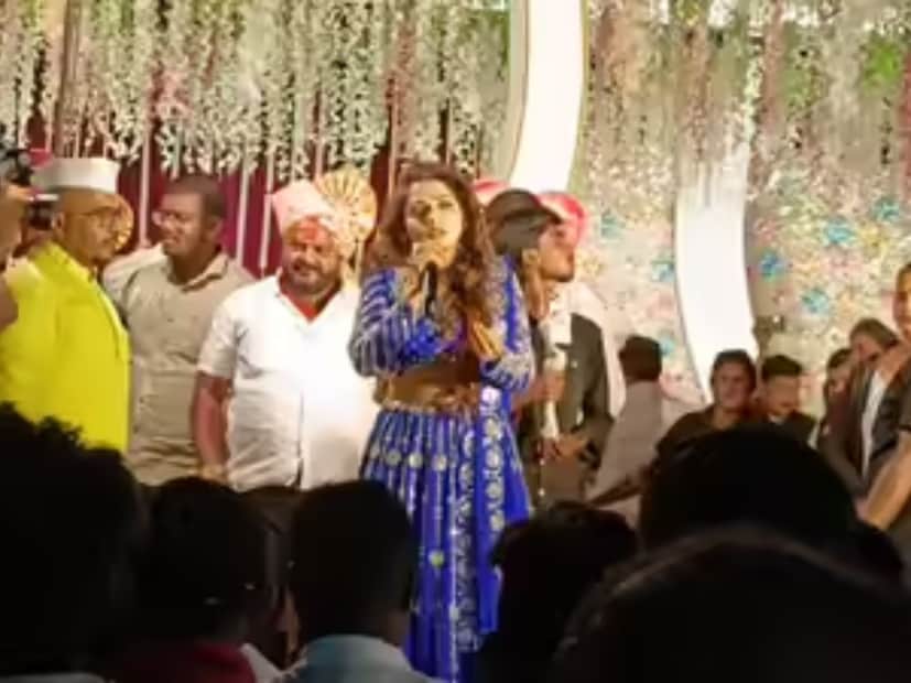  सूरज चव्हाणला दम्याचा त्रास आहे. त्यामुळे अनेकदा श्वास घ्यायला त्याला त्रास होतो. सूरजच्या लग्नातील अती गर्दीमुळे 'किलर गर्ल' जान्हवी किल्लेकरदेखील संतापली होती. भर मंडपात आलेल्या पाहुण्यांना सुनावताना जान्हवी दिसून आली होती.