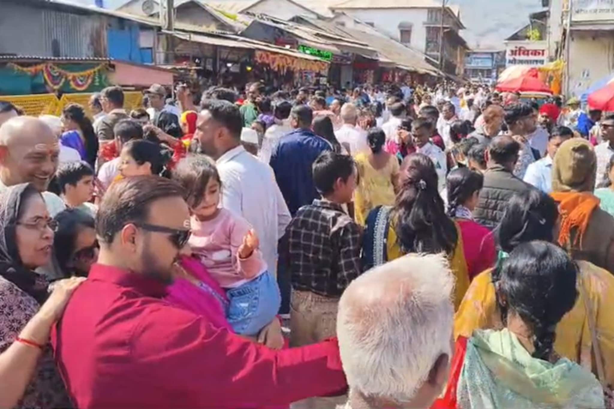सलगच्या सुट्ट्यांमुळे त्र्यंबकेश्वर मंदिरात मोठा निर्णय, दर्शनाला जाण्याआधी वाचा