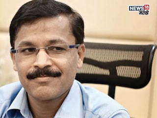 भाजप आमदारांच्या रडारवर तुकाराम मुंडे, थेट निलंबित करण्याची मागणी, अधिवेशनात मागणीचं कारण काय? भाजप आमदारांच्या रडारवर तुकाराम मुंडे, थेट निलंबित करण्याची मागणी, अधिवेशनात मागणीचं कारण काय?