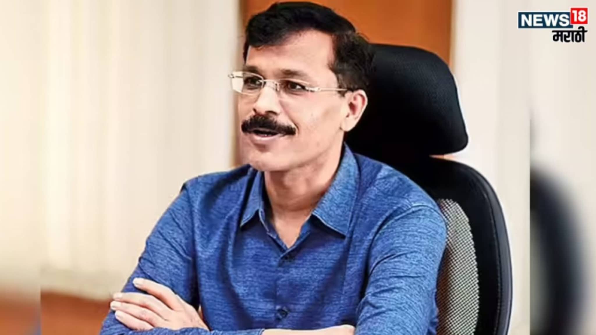 Tukaram Mundhe : 'मी आयुष्यभर...', तुकाराम मुंडे यांना सापडला पेपरचा तुकडा, 2005 ची पुण्यातील बातमी वाचताच भारावले, ट्विट व्हायरल!