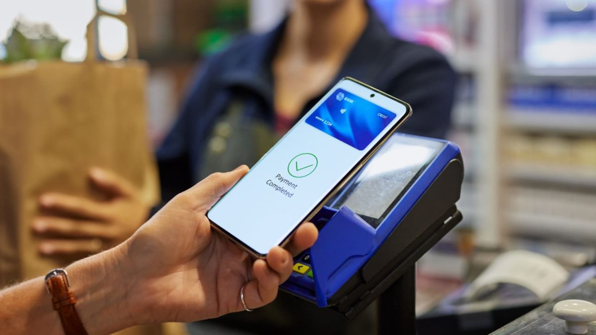 UPI पेमेंट तर Free आहे, मग Google Pay आणि PhonePe कसे करतात कमाई?