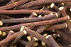 Licorice : गुणकारी ज्येष्ठमध, घशाच्या समस्यांवर हमखास उपाय, नक्की वापरुन पाहा