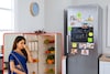 फ्रिजलाही असते एक्सपायरी, 'हे' संकेत मिळत असतील तर व्हा सावध! होईल मोठं नुकसान
