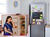 फ्रिजलाही असते एक्सपायरी, 'हे' संकेत मिळत असतील तर व्हा सावध! होईल मोठं नुकसान