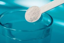 Electrolytes : इलेक्ट्रोलाईट पेयांचा अतिवापर घातक, योग्य प्रमाण समजून घेण्यासाठी घ्या डॉक्टरांचा सल्ला