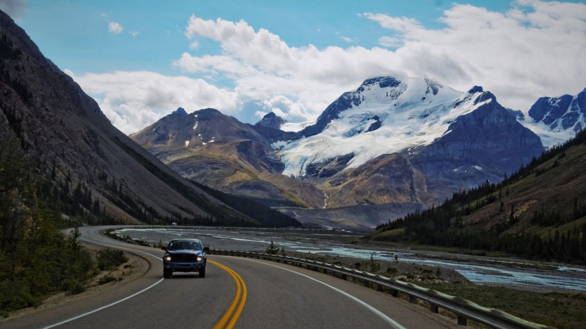 Road Trip Destinations : रोड ट्रिप्स आवडतात? 'ही' 5 ठिकाणं तुमच्या यादीत हवीच! इथला अनुभव कायम राहील स्मरणात