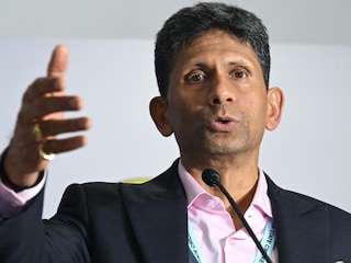 सौरव गांगुलीनंतर आता व्यंकटेश प्रसादची नवी इनिंग, भारतीय क्रिकेटमध्ये मिळाली मोठी जबाबदारी सौरव गांगुलीनंतर आता व्यंकटेश प्रसादची नवी इनिंग, भारतीय क्रिकेटमध्ये मिळाली मोठी जबाबदारी