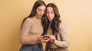 40 मिनिटांचा व्हायरल व्हिडीओ, इंटरनेटवर होतोय ट्रेंड, काय आहे असं यात?