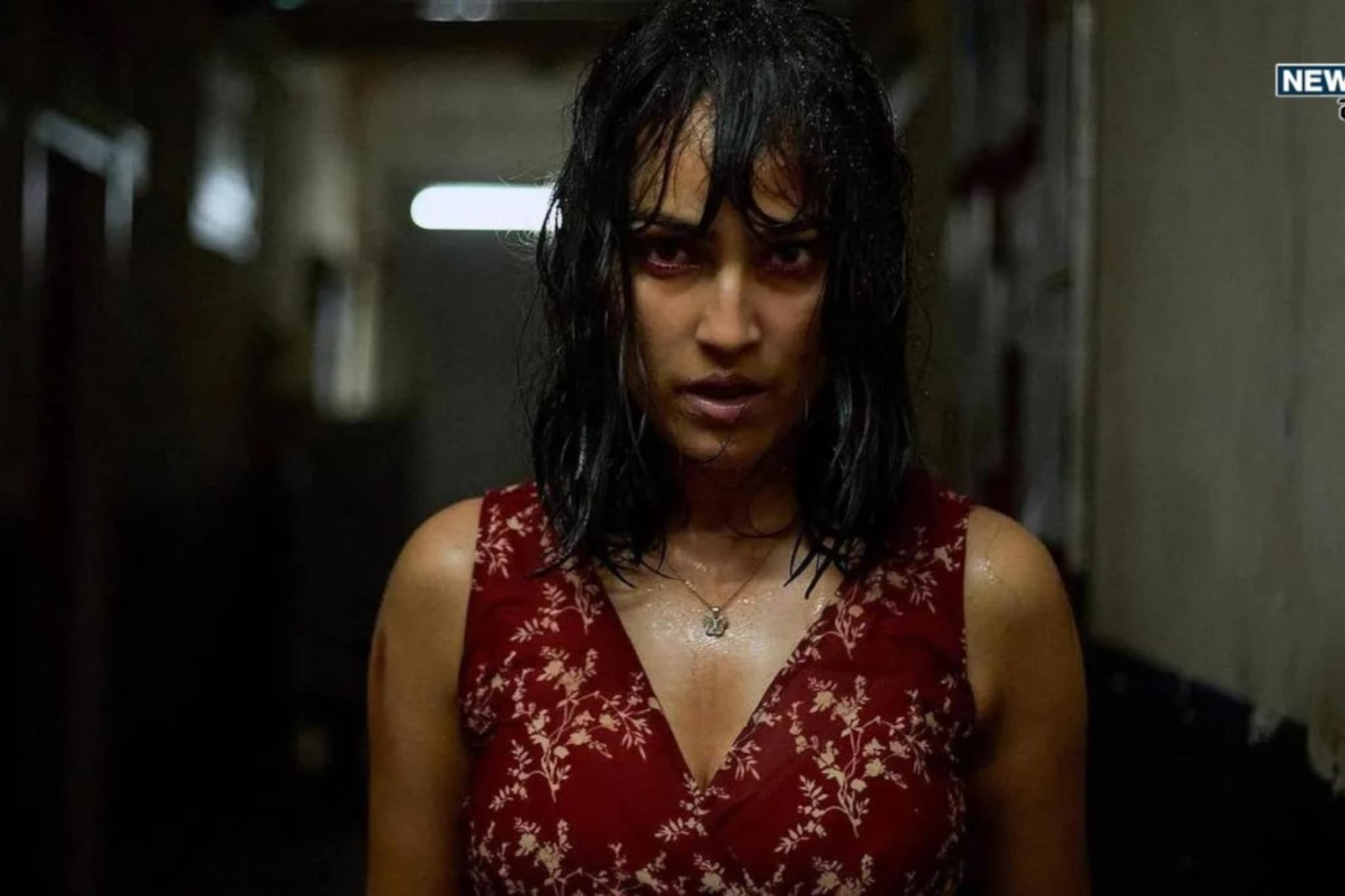 Prime Video वरील 8 एपिसोडची ही हॉरर सीरिज, झोप उडवणारी स्टोरी Prime Video वरील 8 एपिसोडची ही हॉरर सीरिज, झोप उडवणारी स्टोरी