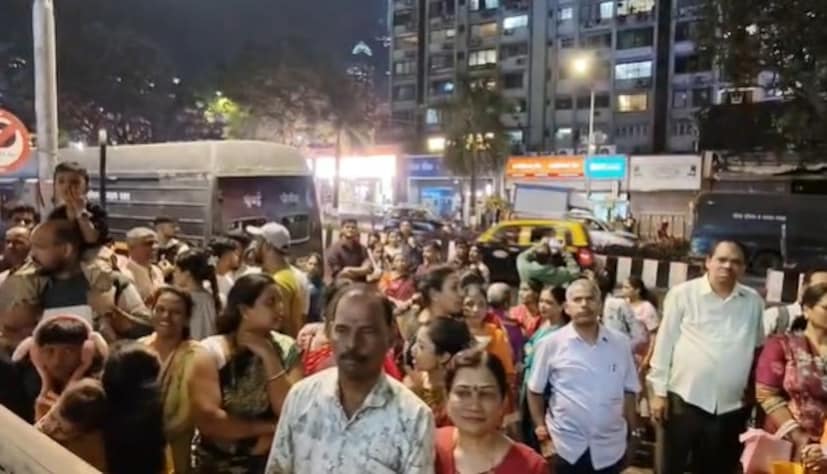 या घटनेमुळे परिसरातील नागरिकांमध्ये आणि भाविकांमध्ये भीतीचे वातावरण निर्माण झाले आहे. अनेक भाविक मंदिराच्या बाहेरच थांबून पोलिसांकडून पुढील सूचना मिळण्याची वाट पाहत आहेत. 