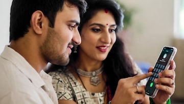 बायको, होम मिनिस्टर, Wifey झालं जुनंं; आता या नावाने सेव्ह करा बायकोचा फोन नंबर बायको, होम मिनिस्टर, Wifey झालं जुनंं; आता या नावाने सेव्ह करा बायकोचा फोन नंबर