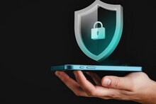 Safest Mobile Phone : हा आहे जगातील सर्वात सुरक्षित फोन; किंमतही इतकी कमी की एकाच वेळी दोन खरेदी करू शकता