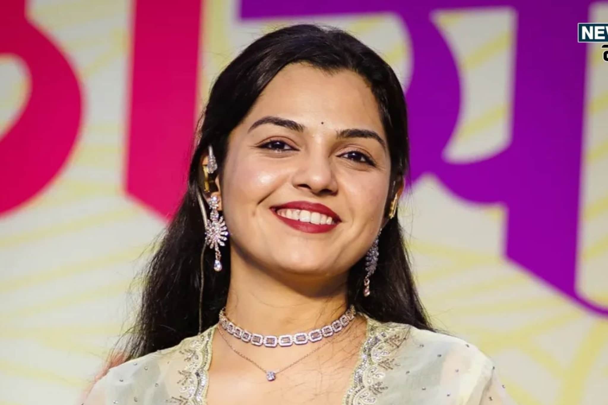 तो मेल वाचून हादरली आर्या आंबेकर, त्यात असं काय होतं? सांगितला धक्कादायक अनुभव तो मेल वाचून हादरली आर्या आंबेकर, त्यात असं काय होतं? सांगितला धक्कादायक अनुभव