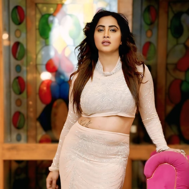 या बातमीबाबत अर्शी खान किंवा आफताब आलम यांच्याशी संपर्क साधण्याचा प्रयत्न केला असता, त्यांच्याकडून कोणतीही अधिकृत प्रतिक्रिया मिळू शकली नाही.